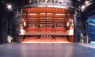 BIG ROOM NEW THEATRE